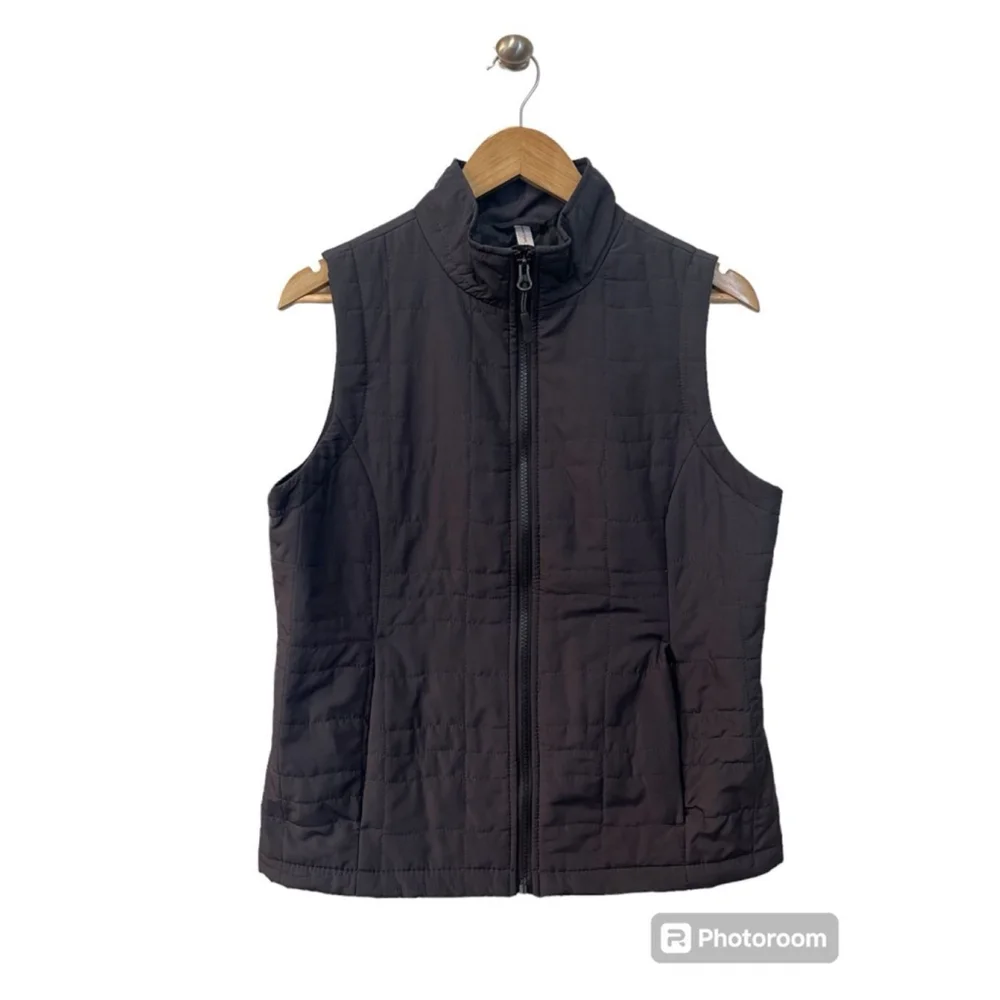 Exertek Charcoal Quilted Vest Women’s Size Medium - Picture 2 of 9